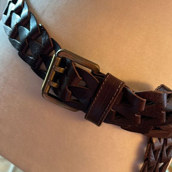 Vero Cuoio Italian Leather Open Weave Belt (Unisex) - Picture 7 of 8